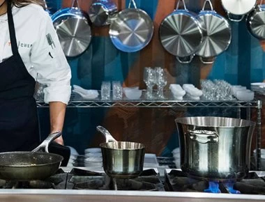 Πέθανε γνωστή παίκτρια ριάλιτι (φώτο)